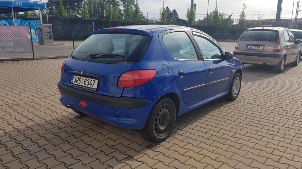Peugeot 206