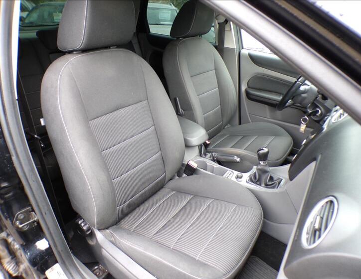 Ford Focus 21