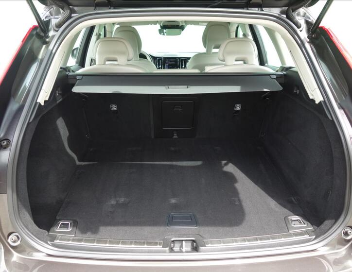 Volvo XC60 66