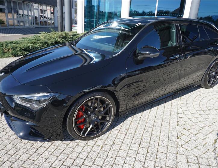 Mercedes-Benz CLA 3