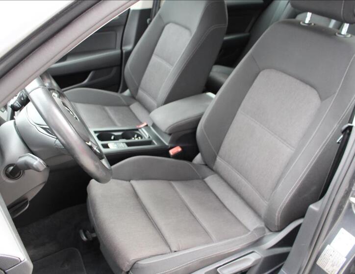 Volkswagen Passat 12