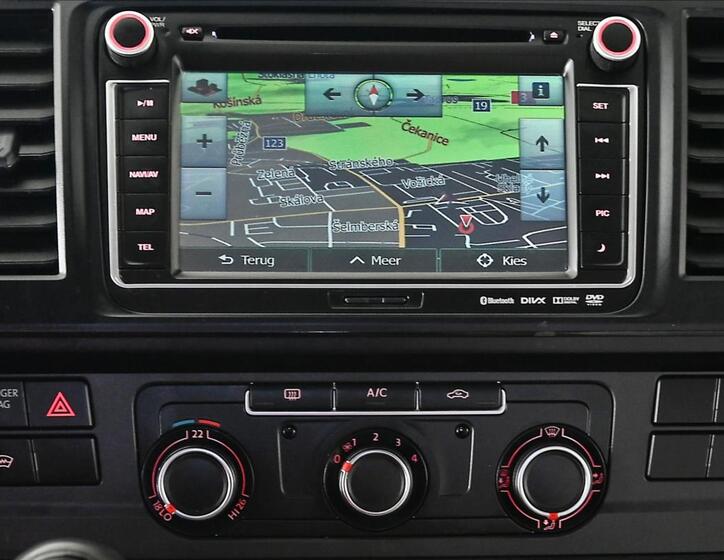 Volkswagen Transporter 13