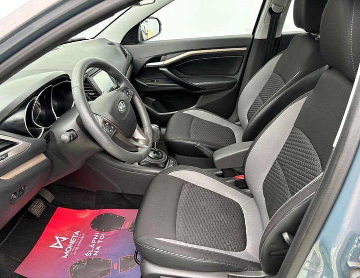 Lada Vesta 6