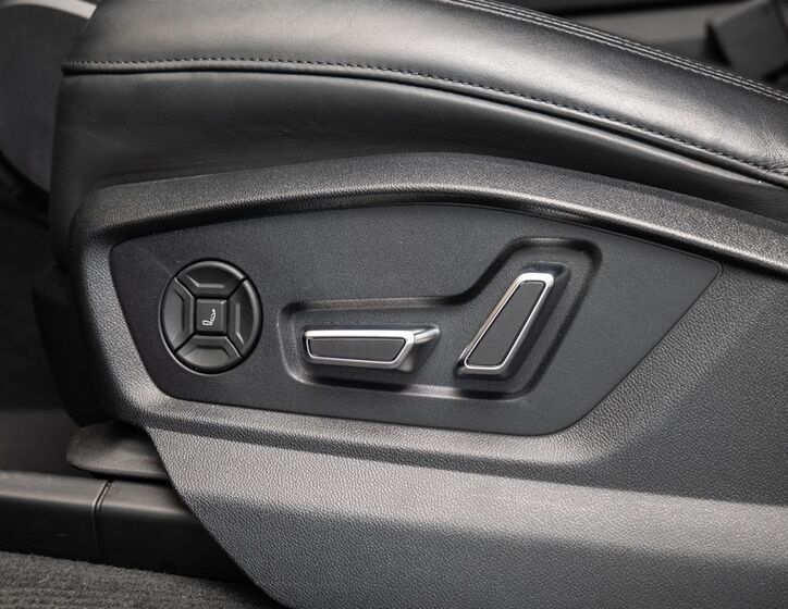 Audi Q7 9