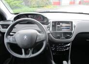 Peugeot 208 11