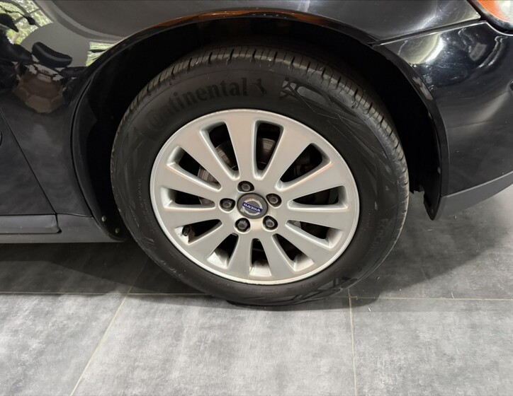 Volvo V50 25