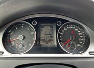 Volkswagen Passat 10