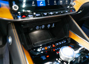 Jeep Grand Wagoneer 31