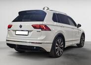 Volkswagen Tiguan 8