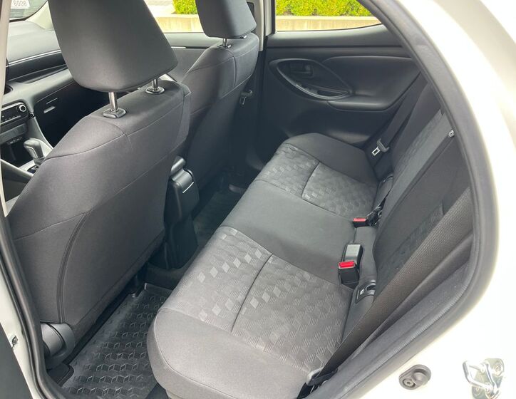 Toyota Yaris 17