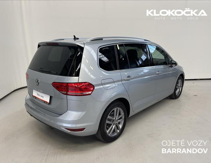 Volkswagen Touran 2