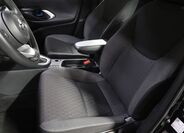 Toyota Yaris 9