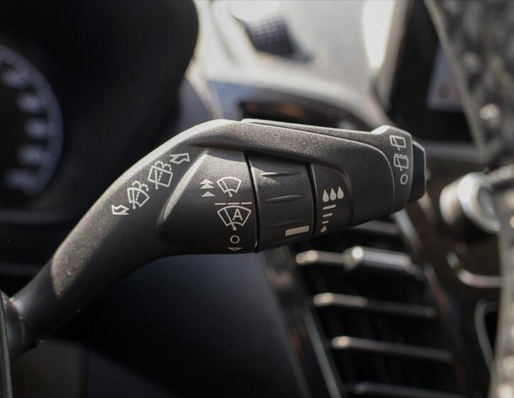 Ford Tourneo Connect 25