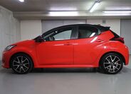 Toyota Yaris 8