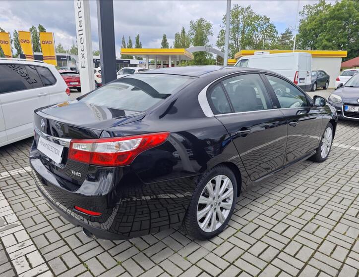 Renault Latitude 6