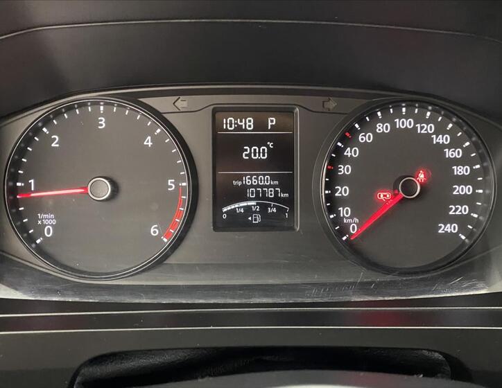Volkswagen Caravelle 7