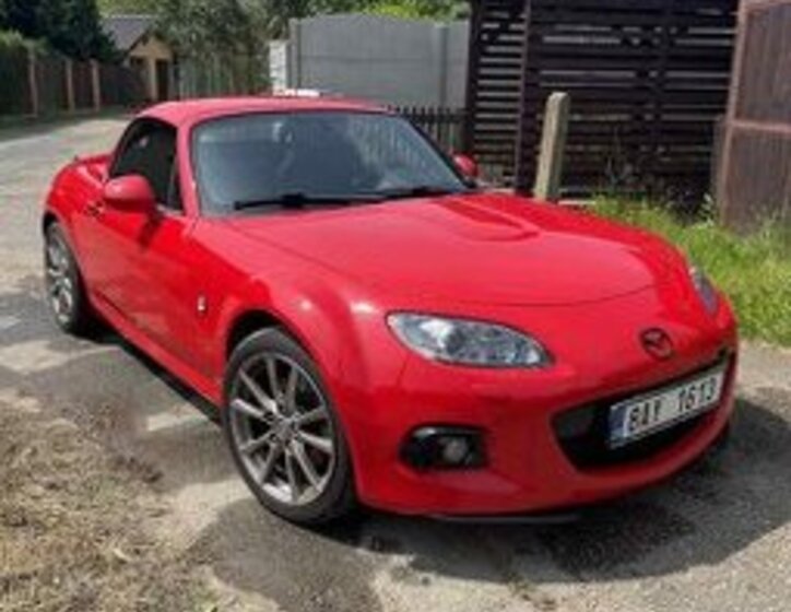 Mazda MX-5 1