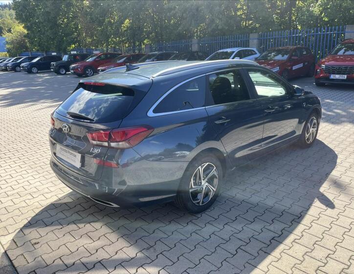 Hyundai i30 8