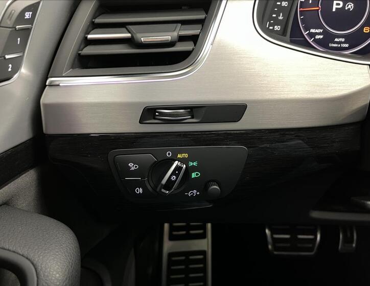 Audi Q7 40