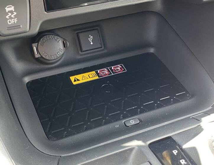 Toyota RAV4 24