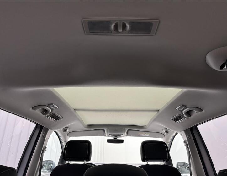 Volkswagen Sharan 38