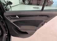 Volkswagen Golf 29
