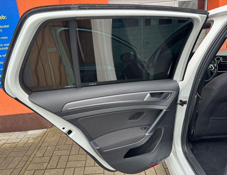 Volkswagen Golf 26