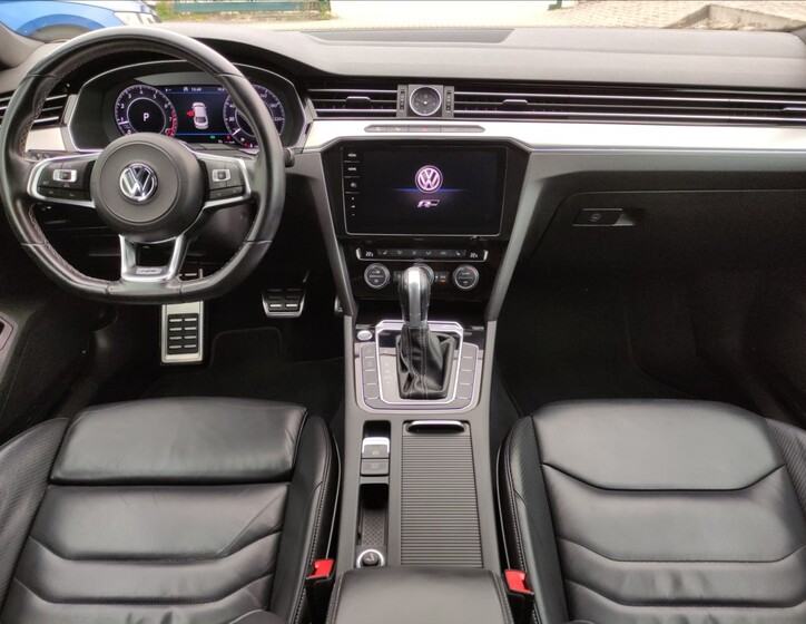 Volkswagen Arteon 6