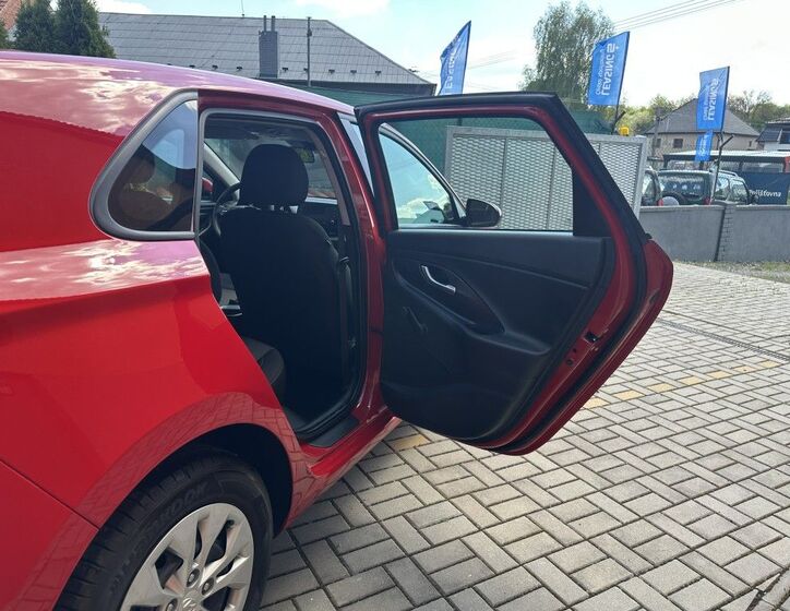 Hyundai i30 21