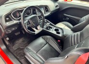 Dodge Challenger 12