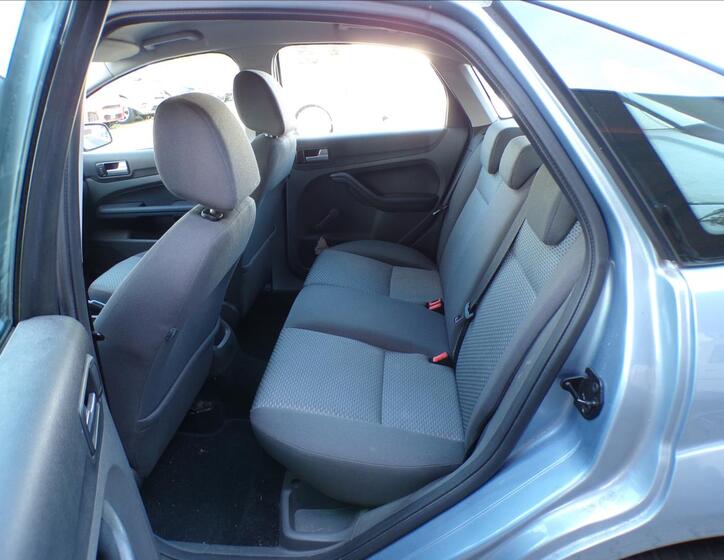 Ford Focus 18
