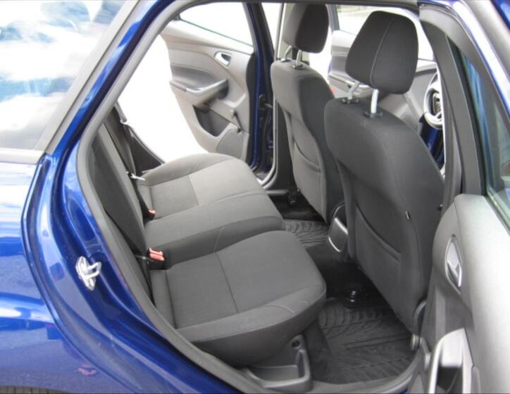 Ford Focus 11