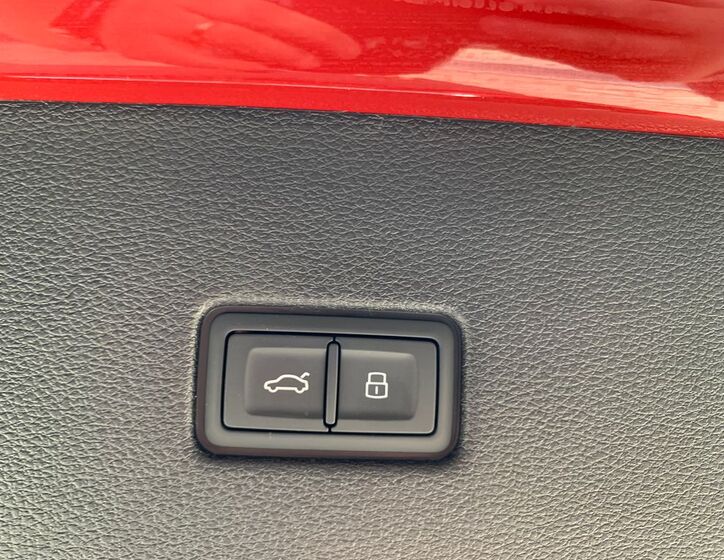 Audi Q8 33