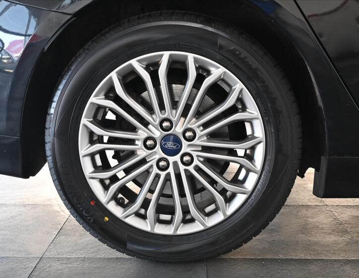 Ford Mondeo 31