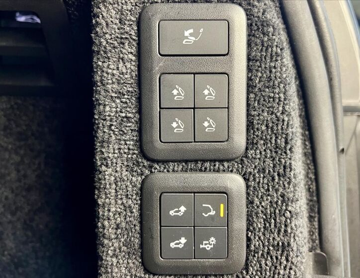 Land Rover Range Rover 30