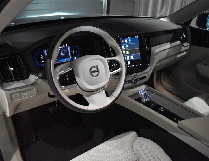 Volvo XC60 12