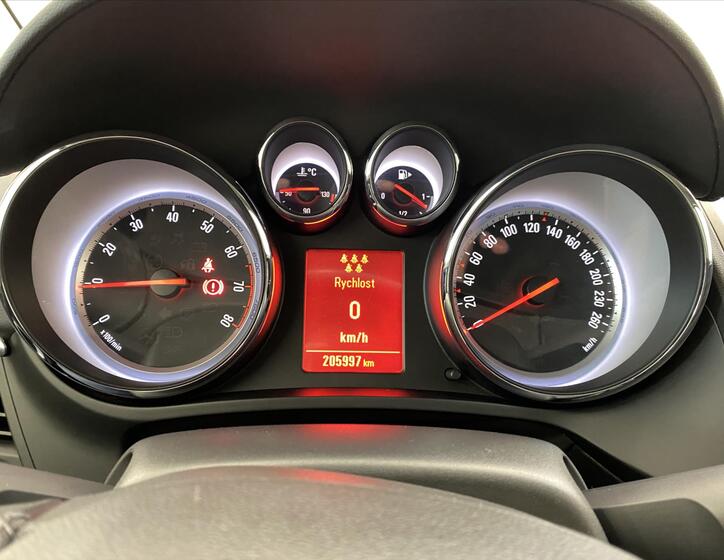 Opel Zafira 12