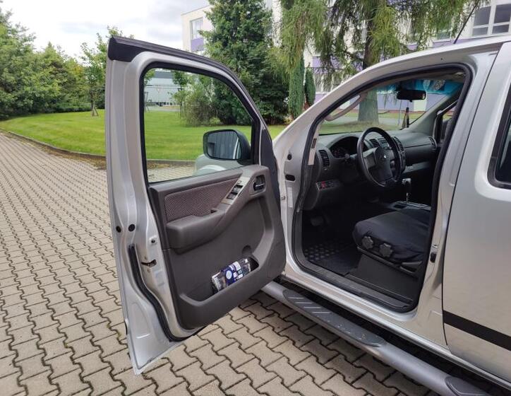 Nissan Navara 9