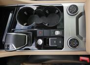 Volkswagen Touareg 16