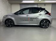 Toyota Yaris 8