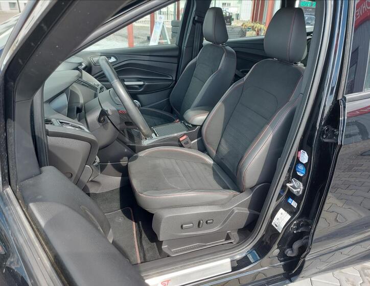 Ford Kuga 10
