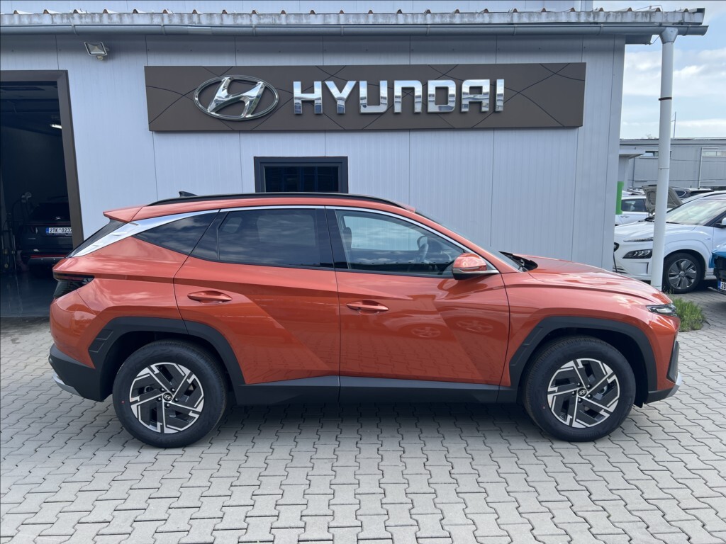 Hyundai Tucson 4