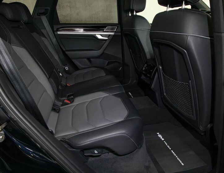 Volkswagen Touareg 12