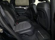 Volkswagen Touareg 12