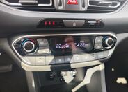 Hyundai i30 18