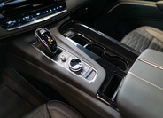 Cadillac Escalade 33