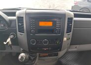 Mercedes-Benz Sprinter 11