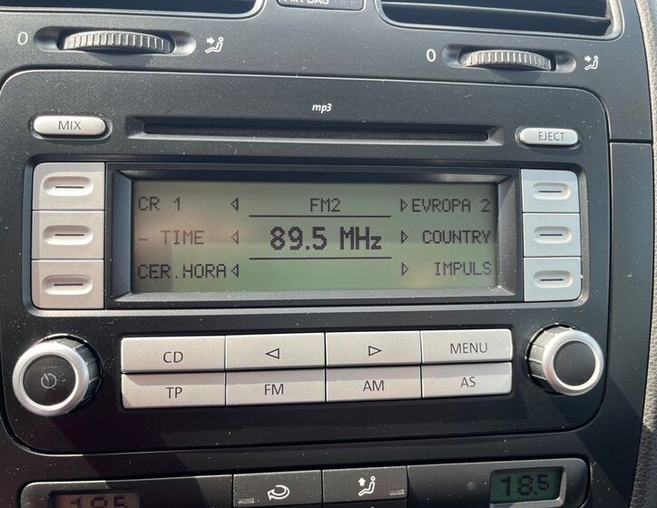 Volkswagen Golf 27