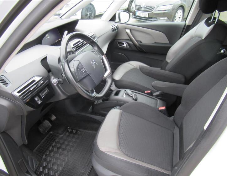 Citroën Grand C4 SpaceTourer 16